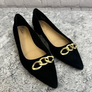Clarks Women's Black Pointed Toe Gold Interlocking Chain Flats Women's Size 8.5
